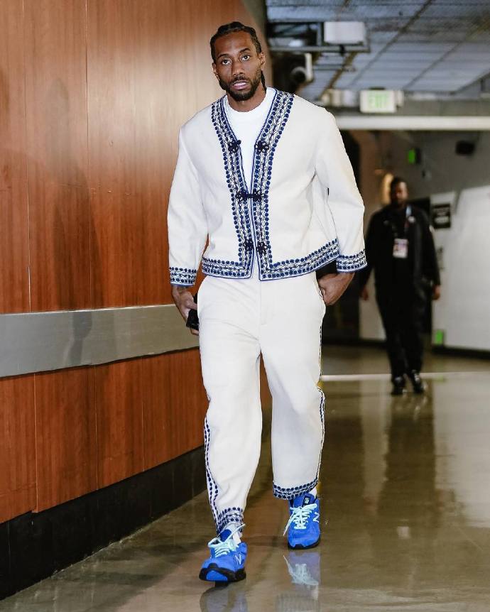 巴萨官方：拉什福德已从流感中康复，并参加了周日的训练（巴萨官宣：拉什福德流感痊愈，周日已回归训练）