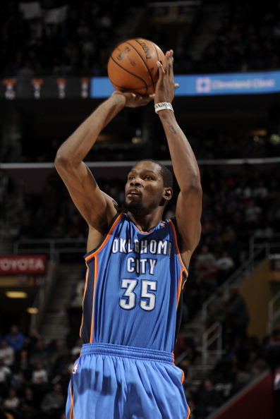 美记：鹈鹕不想直接裁掉锡安，但他最多也就能换个次轮签（美媒称：鹈鹕无意直接裁掉锡安，其交易回报顶多只是一个次轮签）