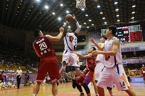 早报：五大联赛重燃战火（晨报：欧洲五大联赛战幕再启）